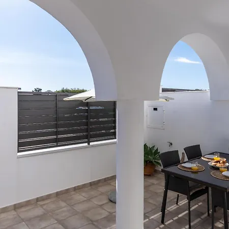 Casa Danesa, With Heated Pool, Gym And Restaurant * Μαρμπέλλα